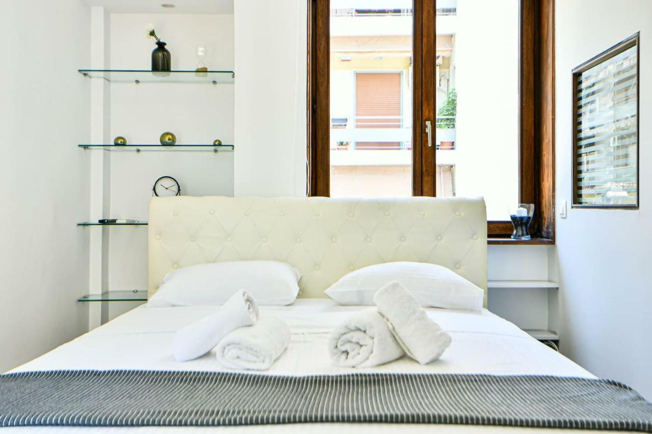 Flowers Of Athens, Boutique Aparthotel With 6-Apartments In Central Athen Exterior foto